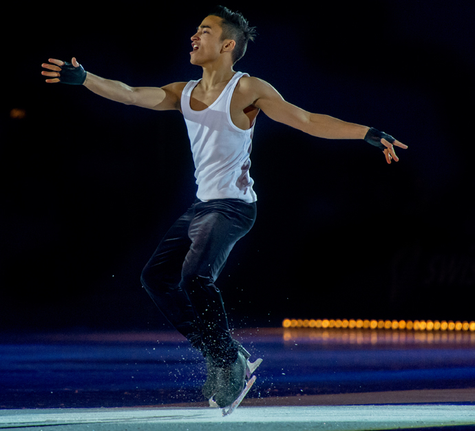 European - Чемпионат Европы 2015-2016 - Страница 7 Florent-Amodio-copyright-Art-on-Ice