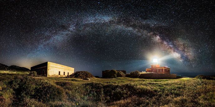 Starry Lighthouse - Italy Winner Open Panoramic  Sony World Photographic Awards 2014 - copyright Ivan Pedretti