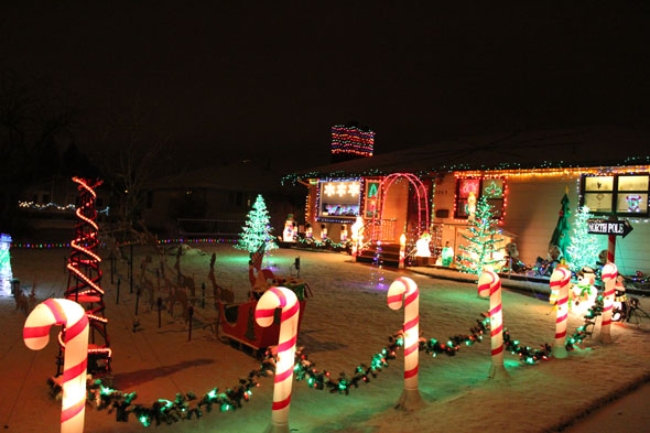 A private home decorated with Christmas lights, Great Falls MT