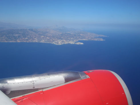 Airplane travels - Flying to Crete