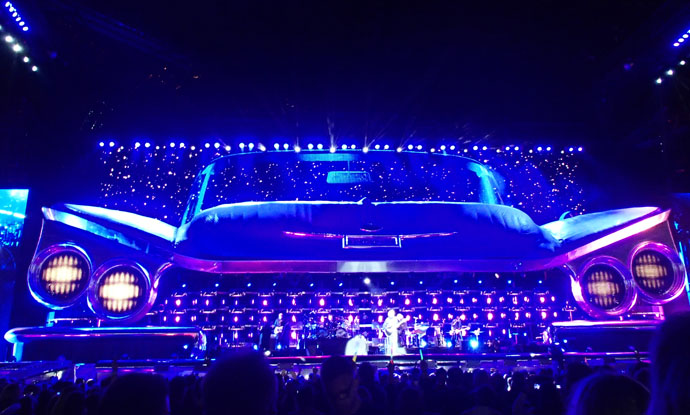 Bon Jovi new concert stage at night