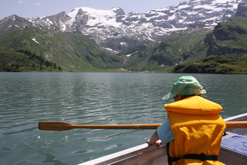 Rowing on the Trub lake, overlooking Mt. Titlis