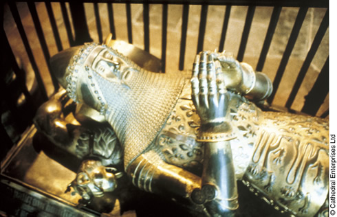 Effigy of the Black Prince, joining hands - Credit: Canterbury Cathedral