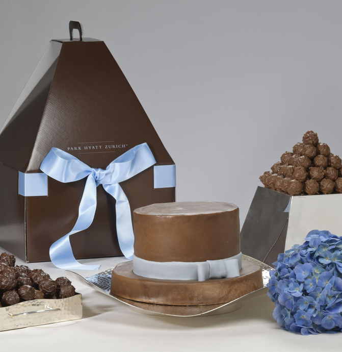 Chocolate cake and truffles made  for the Annabelle award during the Mercedes-Benz Fashion Days in Zurich - copyright Park Hyatt Zurich