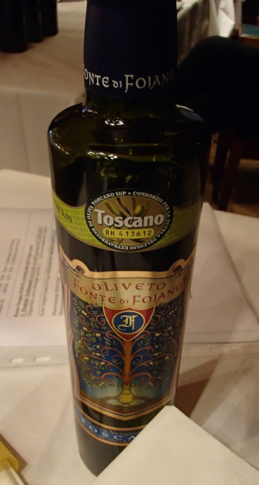 Fonte di Foiano olive oil - copright Veronique Gray