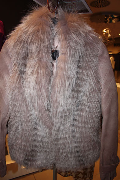 Jelmoli fashion show - taupe coat