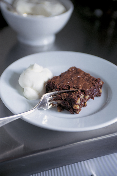 Picture of the best brownies in Zurich - Recipe from the Hiltl book "Hiltl. Virtuoso Vegetarian"