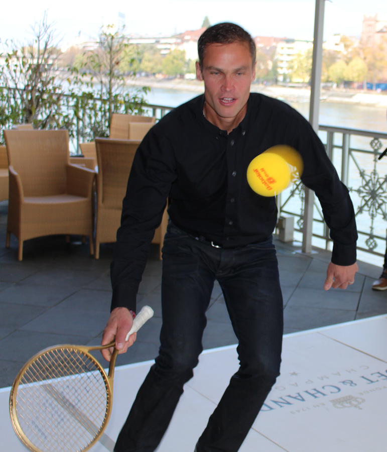 Renzo Blumenthal playing tennis at the Grand Hotel Les Trois Rois in Basel - copyright 