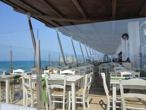 Enjoying a meal on the port of Heraklion (Creta)
