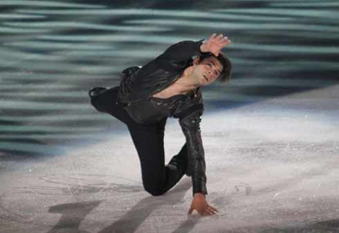 Stephane Lambiel on the ice at Art on Ice 2012