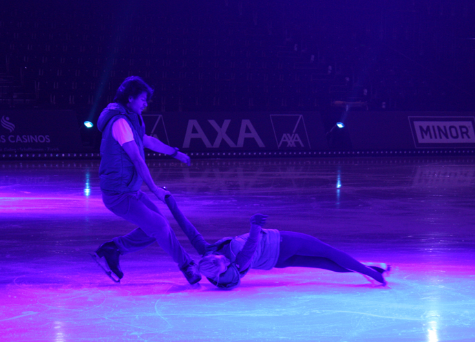 Stéphane Lambiel and Tatiana Voloszhar at the Art on Ice rehearsal - copyright Véronique Gray