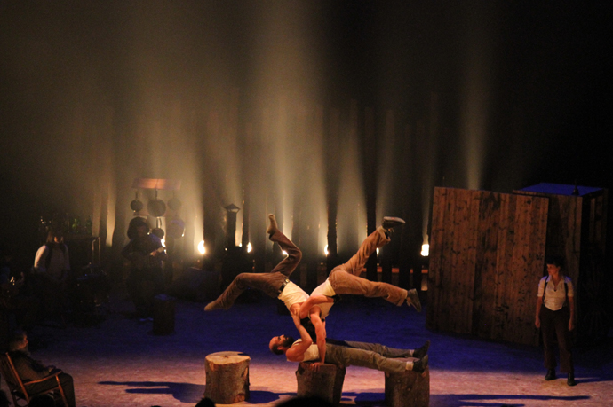 Timber show - cirque Alfonse  copyright Timber show
