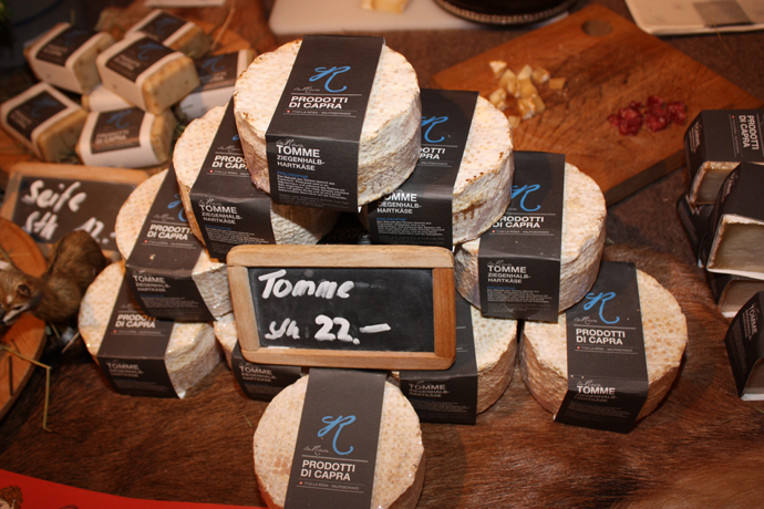 Tomme from La Rösa, from the Engadin