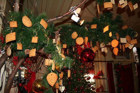 Christmas decoration with Tirggel cookies inside of a tearoom shop