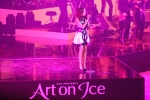 dionne-bromfield-at-art-on-ice