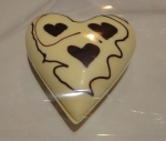 white-chocolat-heart-for-valentine-lindt