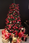 christmas-tree-with-lindt-chocolate-teddy