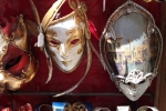 masks-in-a-venetian-store_0