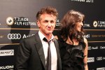 sean-penn-and-girlfriend-shannon-costello-on-the-green-carpet-at-the-zurich-film-festival