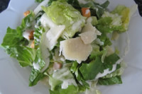 Romaine salad with Parmesan cheese (3-4 servings)