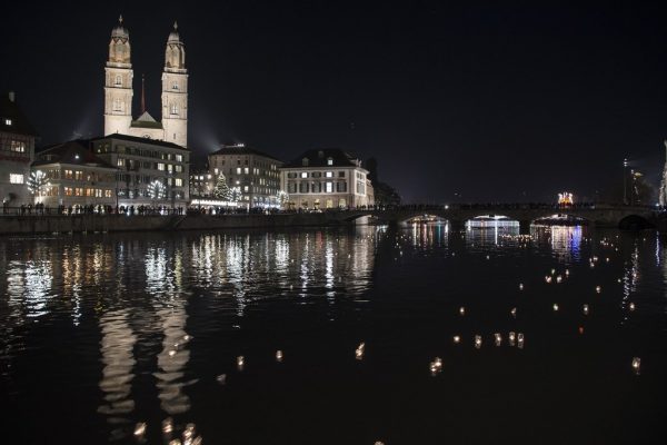 Floating candles – Lichterschwimmen Zurich
