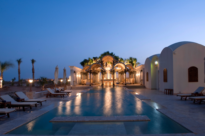 La maison bleue el gouna poolbar - credit Orascom Hotels