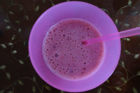 Red fruits milk drink (3 servings)