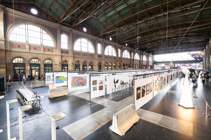 The Swiss Art Expo at the Zurich main train station Vivamost!